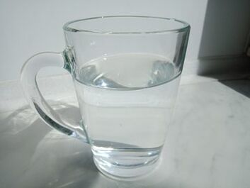 Алкотокс капки в чаша вода, опит от използването на продукта