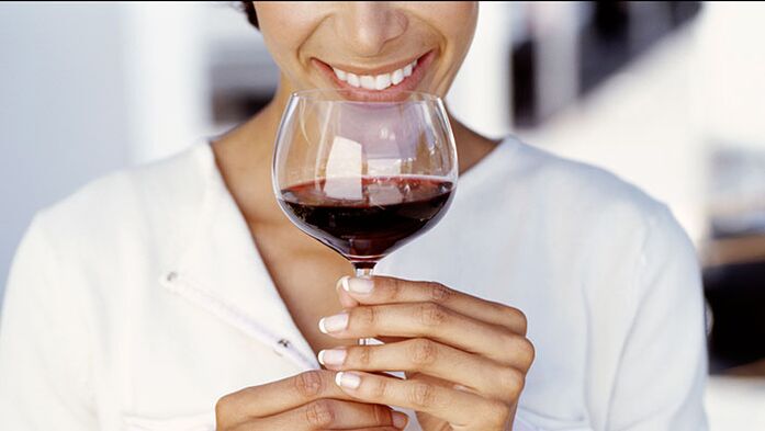 пиенето на вино по време на диета е възможно